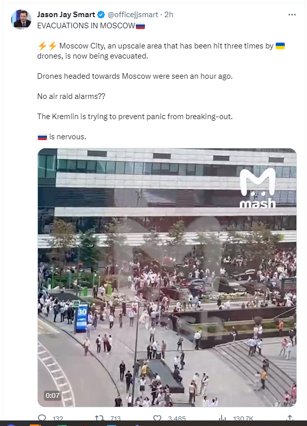 Drones attacked Moscow City, which is now being evacuated, no air raid alarms, Kremlin is trying to prevent panic from breaking out.