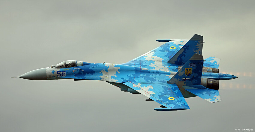 An F-16 with a potential design for Ukrainian camouflage painted on it.