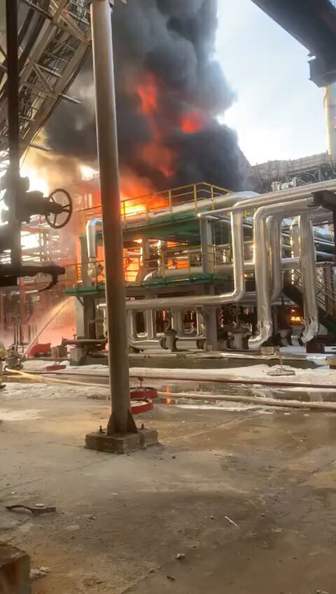 Picture from a fire in the refinery at Ryazan.