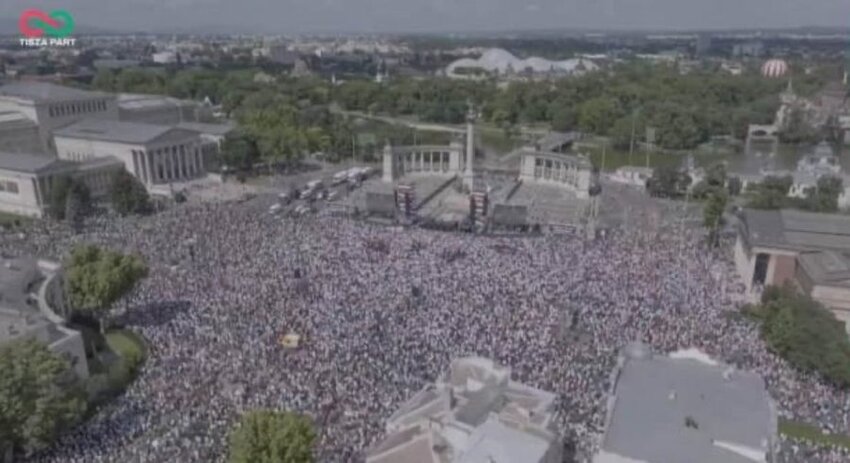 Huge demonstration against Orban in Budapest.