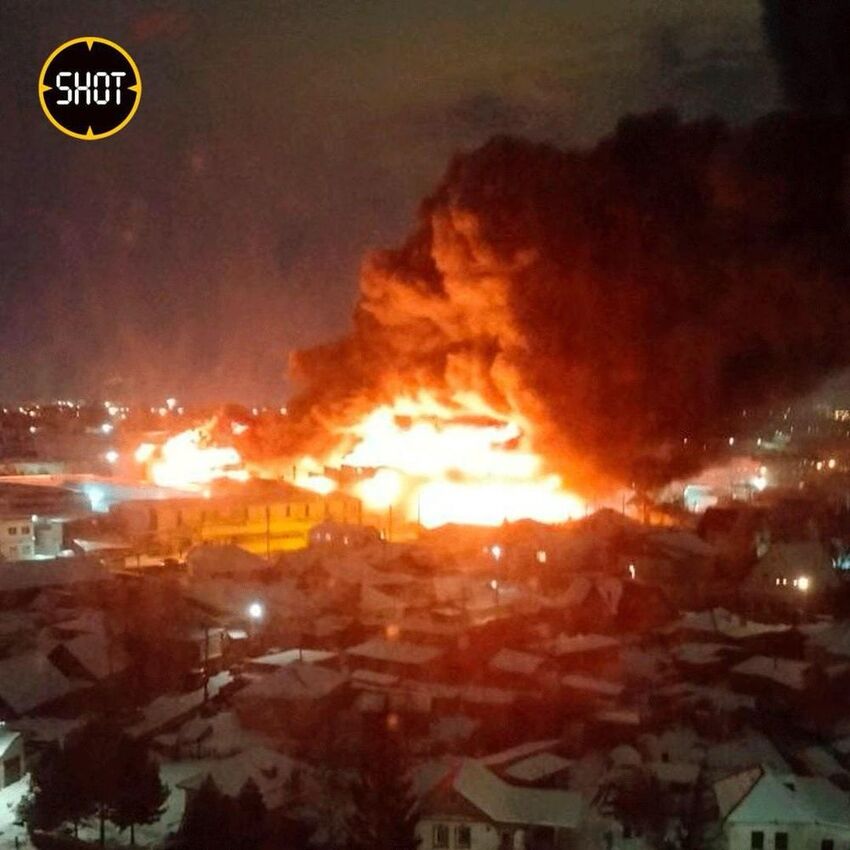 Picturesque fire in Novosibirsk.