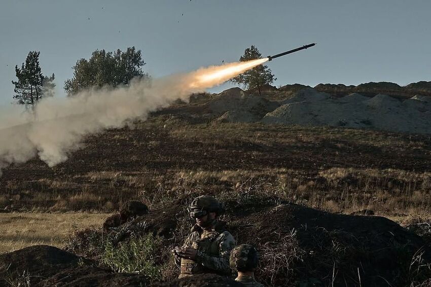 Ukrainians with Igla MANPADs.